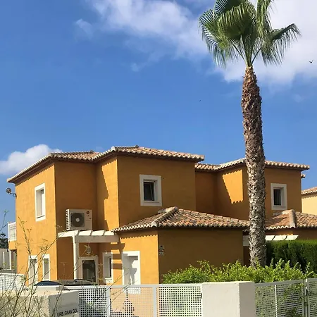 Lägenhet 2 Bedrooms Apartement With Private Pool Enclosed Garden And Wifi At 2 Km Away From The *